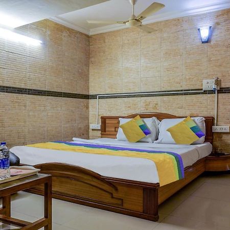 Hotel Treebo Trip Ganpati Bhopal Exterior foto