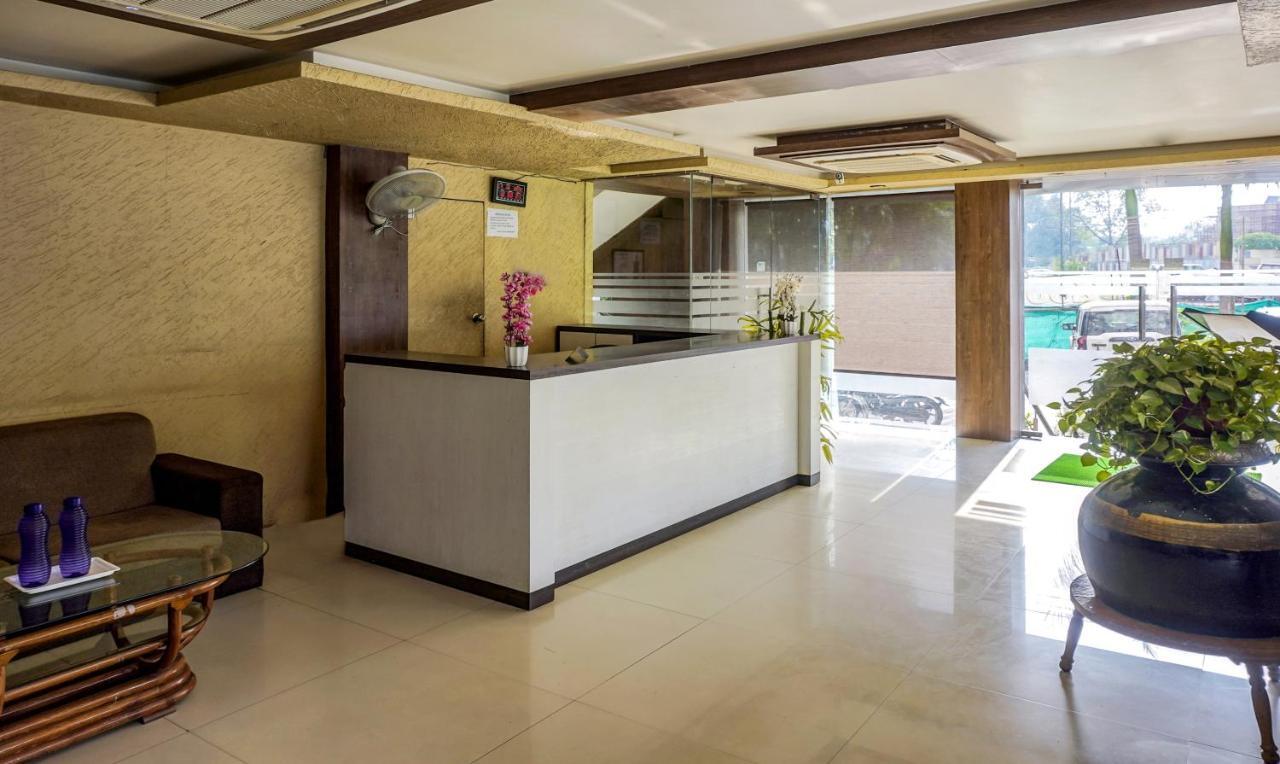 Hotel Treebo Trip Ganpati Bhopal Exterior foto